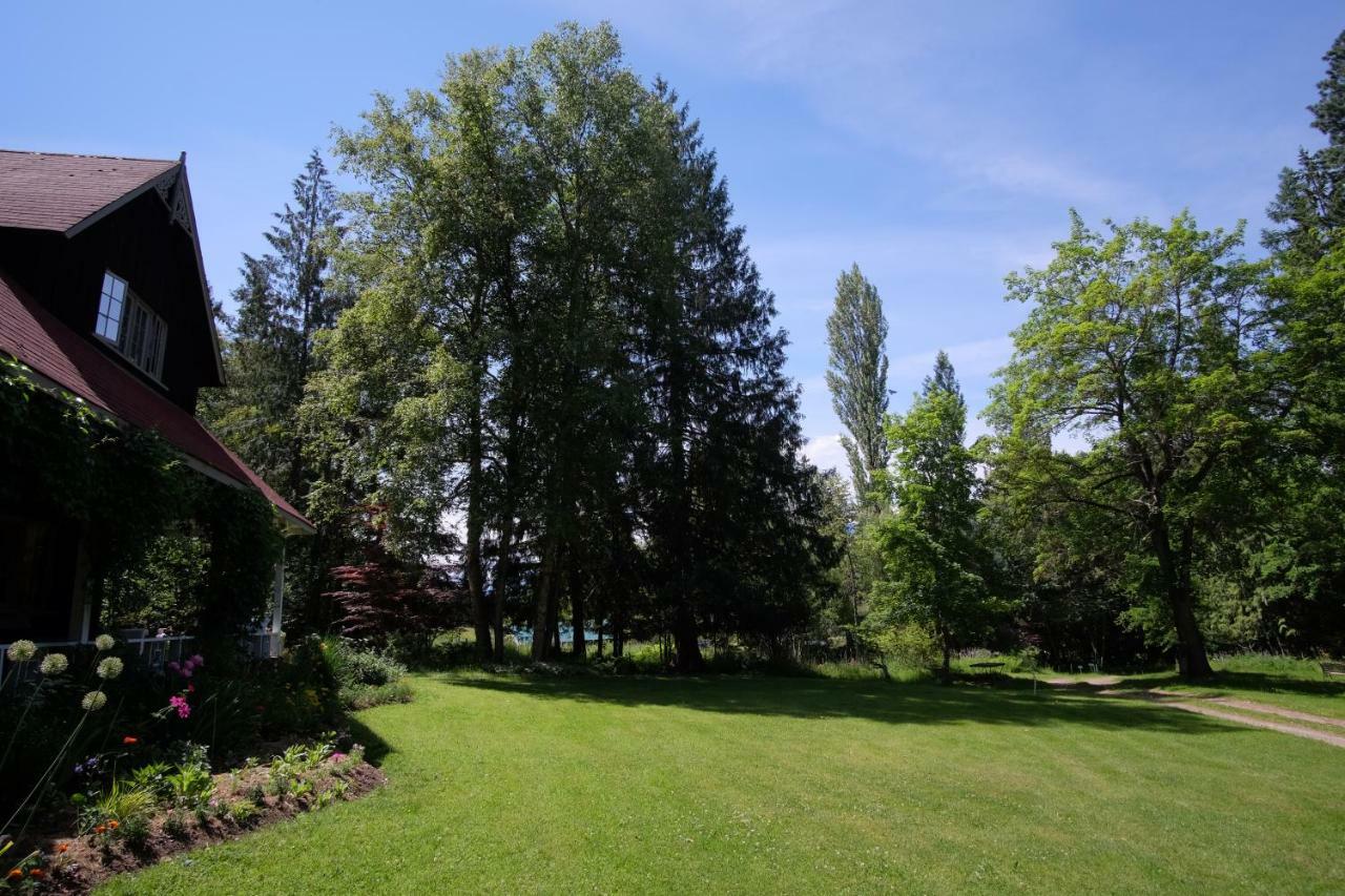 Wedgwood Manor And Glamping Retreat Hotel Crawford Bay Екстериор снимка